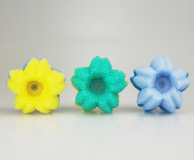 Sakura shape silicone laundry ball